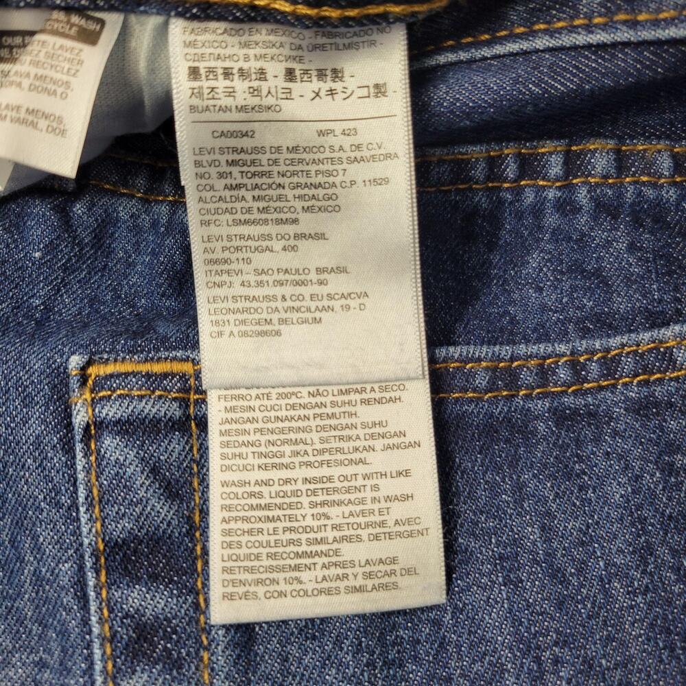 Levis 501 Jeans Mens 48x34 Blue Denim Straight Leg Button Fly Original Classic - Picture 13 of 16